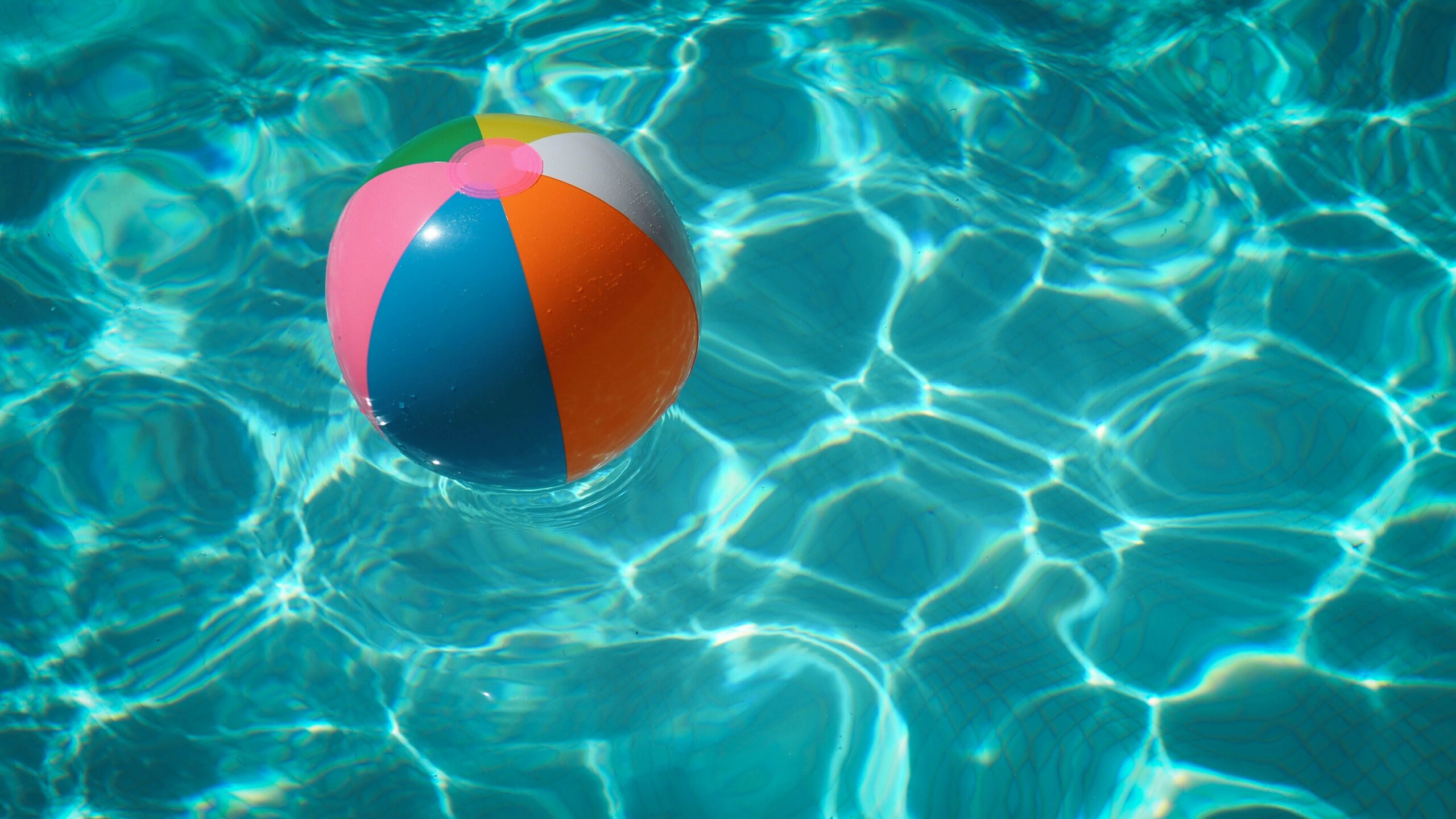 Quanto custa piscina de fibra: vantagens e capacidades