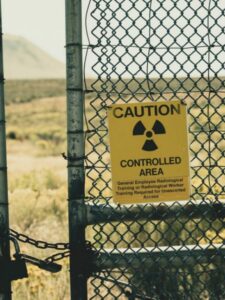 NR 25. Entenda a importância do descarte correto de resíduos industriais.