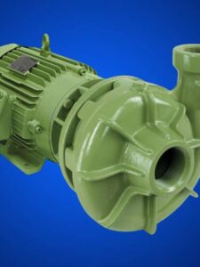 Bomba de água monoestágio em fundo azul.