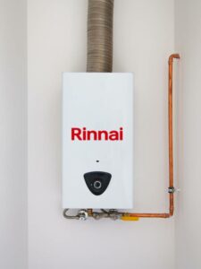 Aquecedor a gás Rinnai.